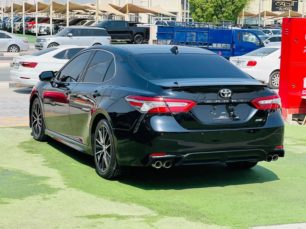 تويوتا كامري SE تويوتا كامري XSE 2018. محرك 3.5 لتر/V6.