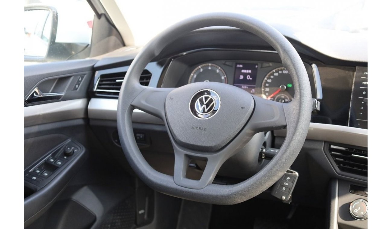 Volkswagen Bora VOLKSWAGEN_BORA_2022_15L_WHITE