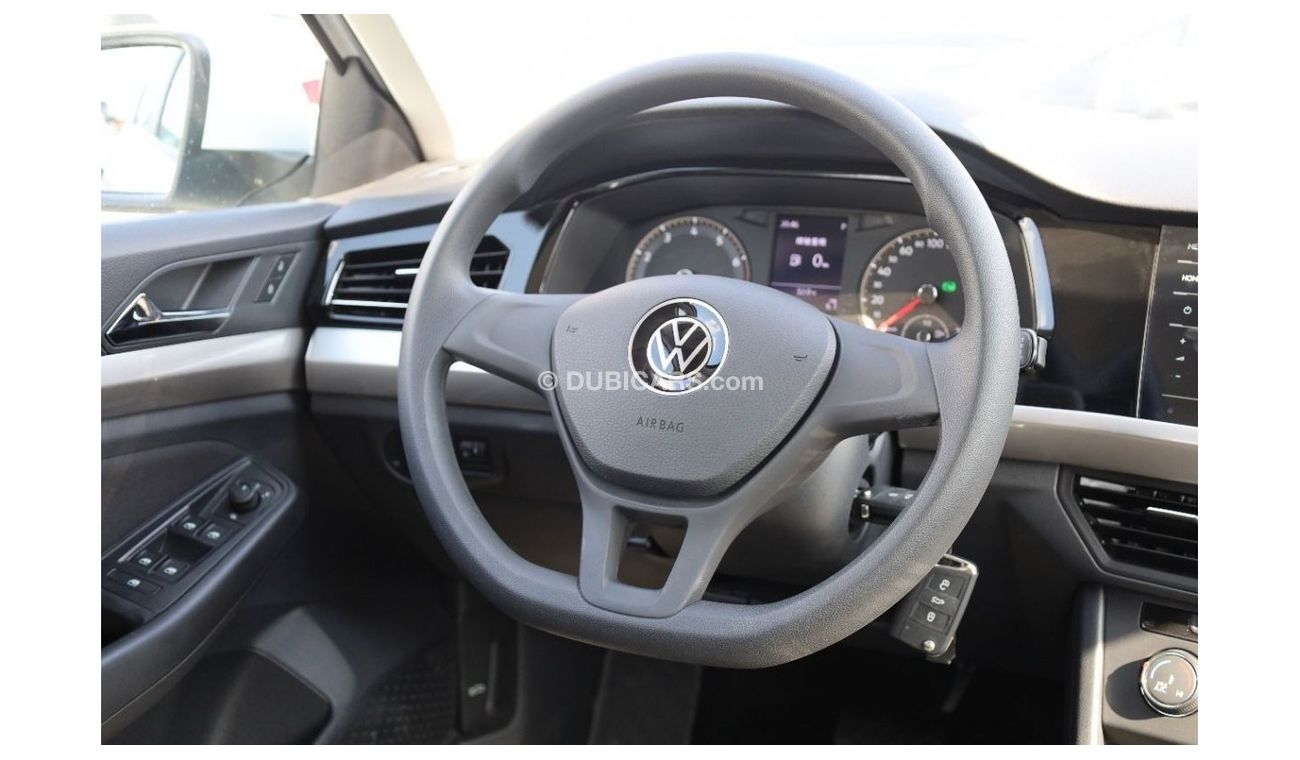 Volkswagen Bora VOLKSWAGEN_BORA_2022_15L_WHITE