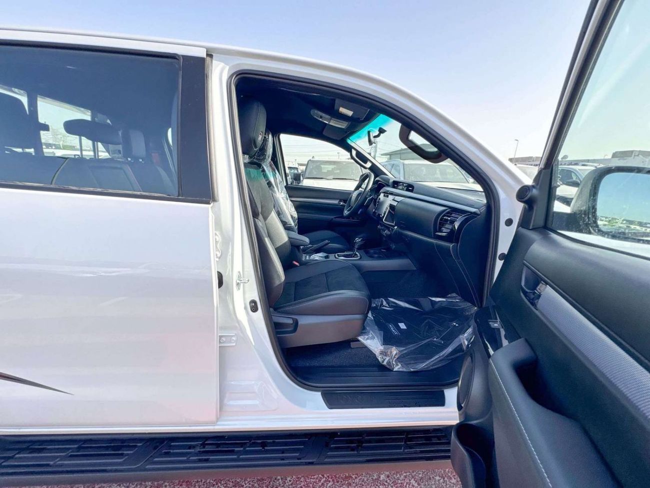 تويوتا هيلوكس 2025 TOYOTA HILUX GR-S 4.0L PETROL D/CAB P/UP 4X4 AT 2025 BRAND NEW 0KM