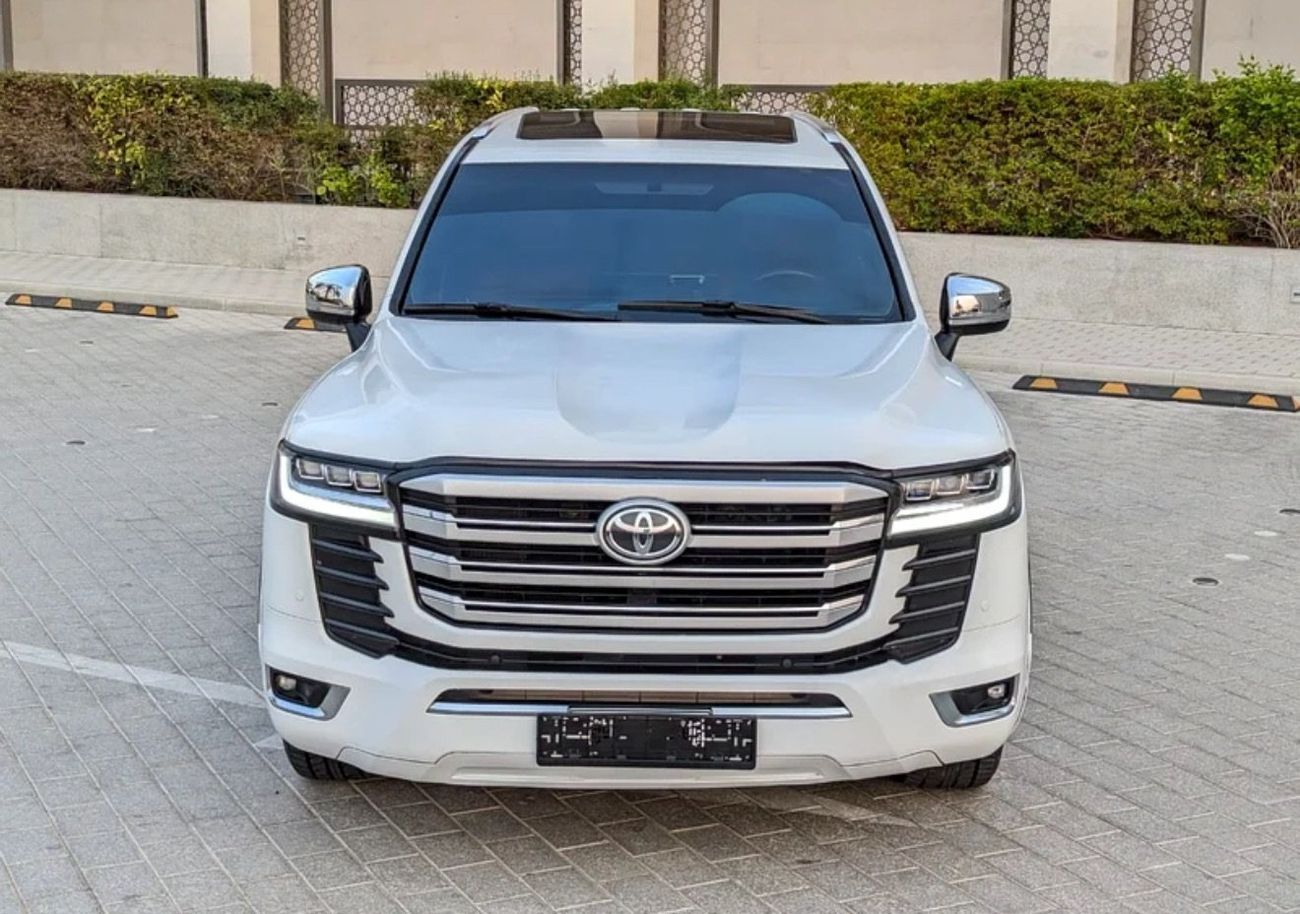 Toyota Land Cruiser 2015 FACELIFTED 2025 WITH INTERIOR AND EXTERIOR V8 FULL OPTION IN EXCELLENT CONDITION