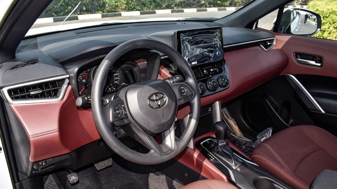 تويوتا كورولا كروس ECT0048 - Toyota Corolla Cross 1.8L Petrol Auto White