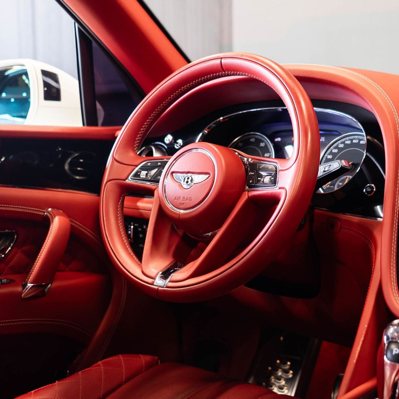 بنتلي بينتايجا AED 5,448 P.M • 0% Downpayment • Bentley Bentayga • 1 Year WarrantyAED 5,448 P.M • 0% Downpayment •