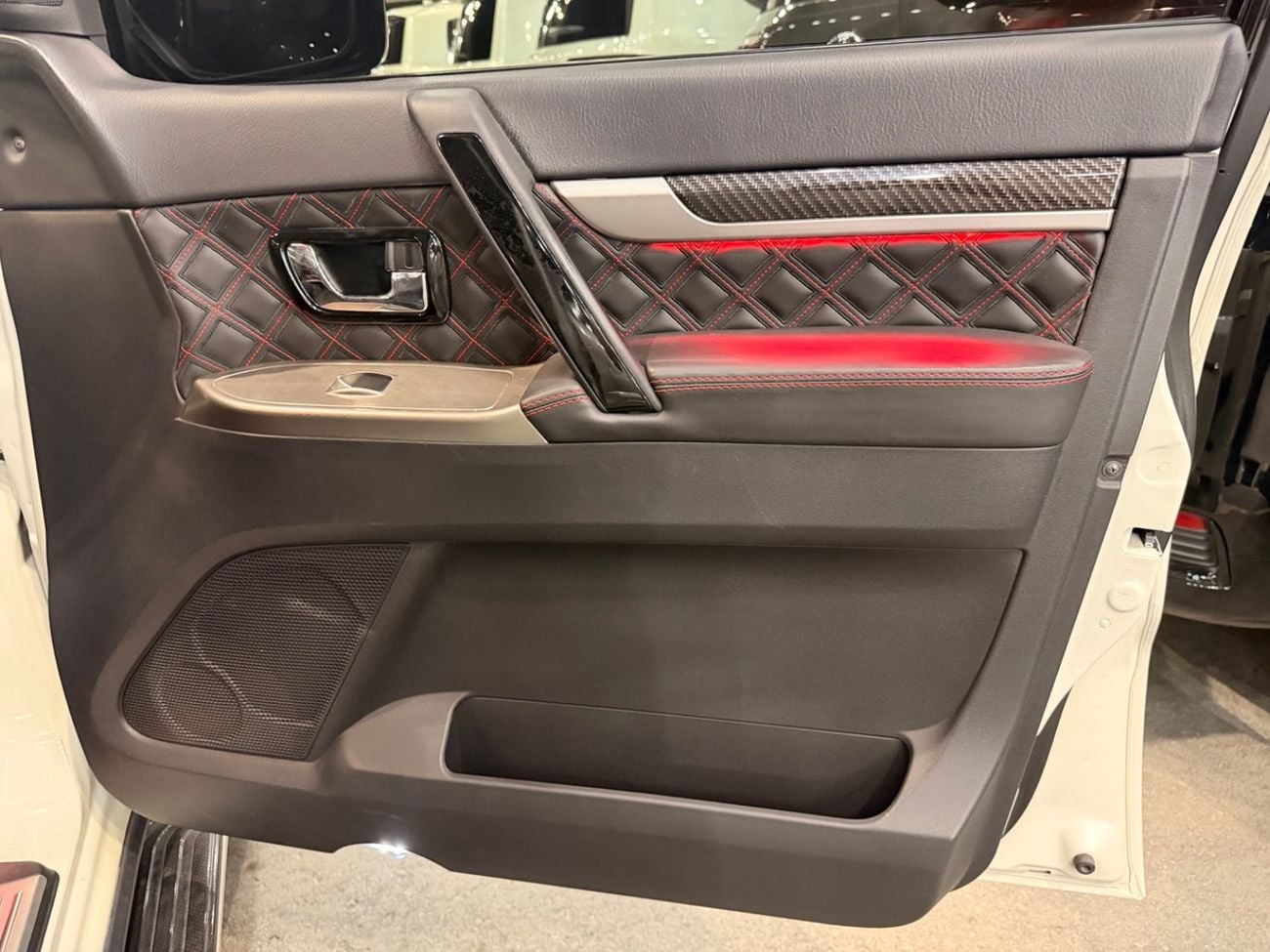 Mitsubishi Pajero GLS H/L SIGNATURE EDI