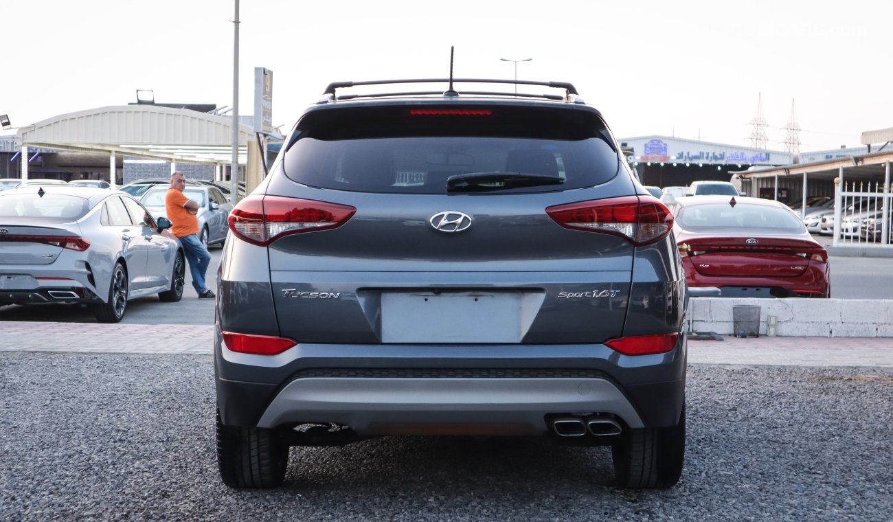 Hyundai Tucson