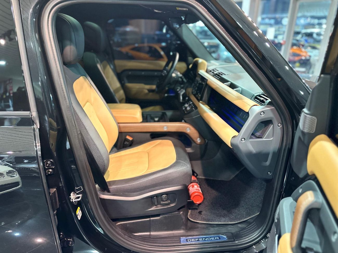 Land Rover Defender P400 110 X 3.0L (5 Seater)