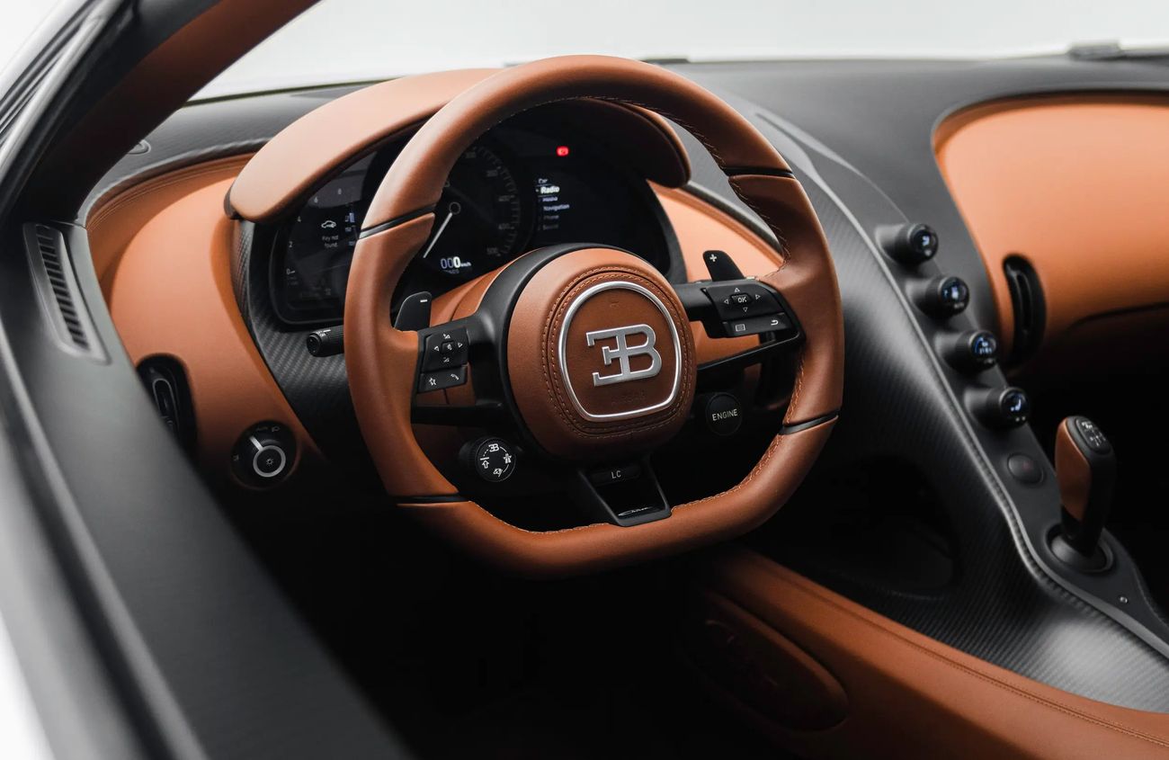 بوغاتي شيرون 8.0L W16 Quad-Turbocharged Engine