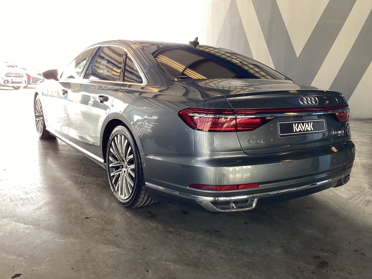 أودي A8 L 55 TFSI quattro Business Edition | National Day Celebration | شامل الضمان | 0 ﺪﻔﻋﺓ ﺃﻮﻟﻯ