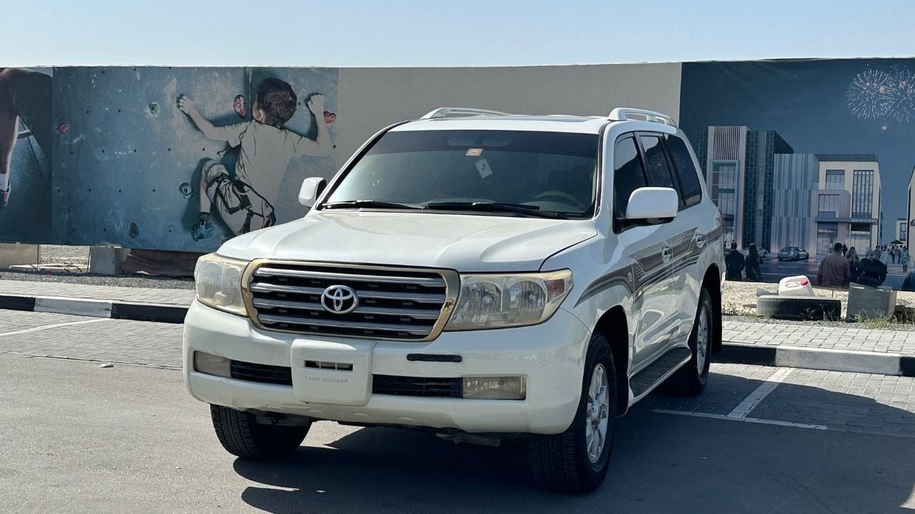 Toyota Land Cruiser GXR V8, Single  Owner original band without accident