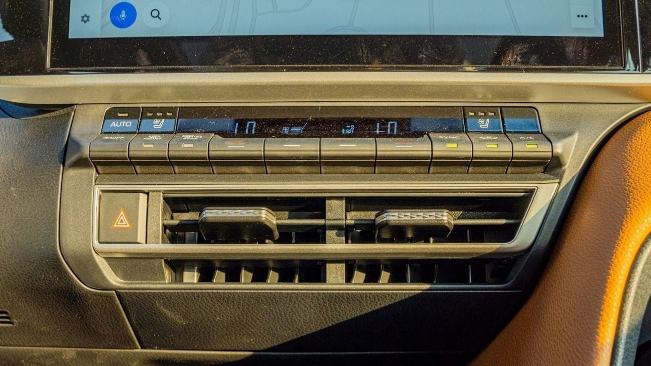 تويوتا كامري 2026 Toyota Camry Lumiere 2.5L HEV Full option (White)