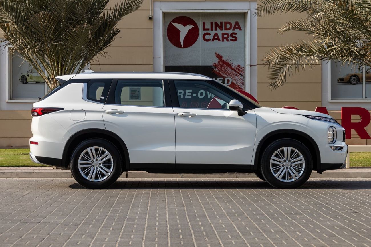 Mitsubishi Outlander GLX Basic 2.4L (7 Seater)