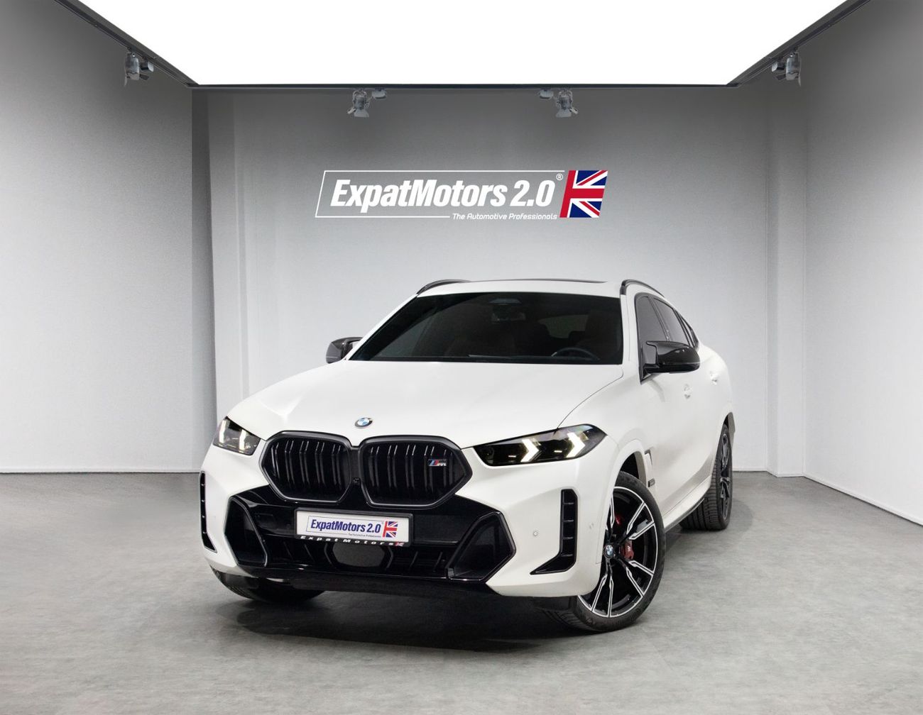 بي أم دبليو X6 M60i M-Sport