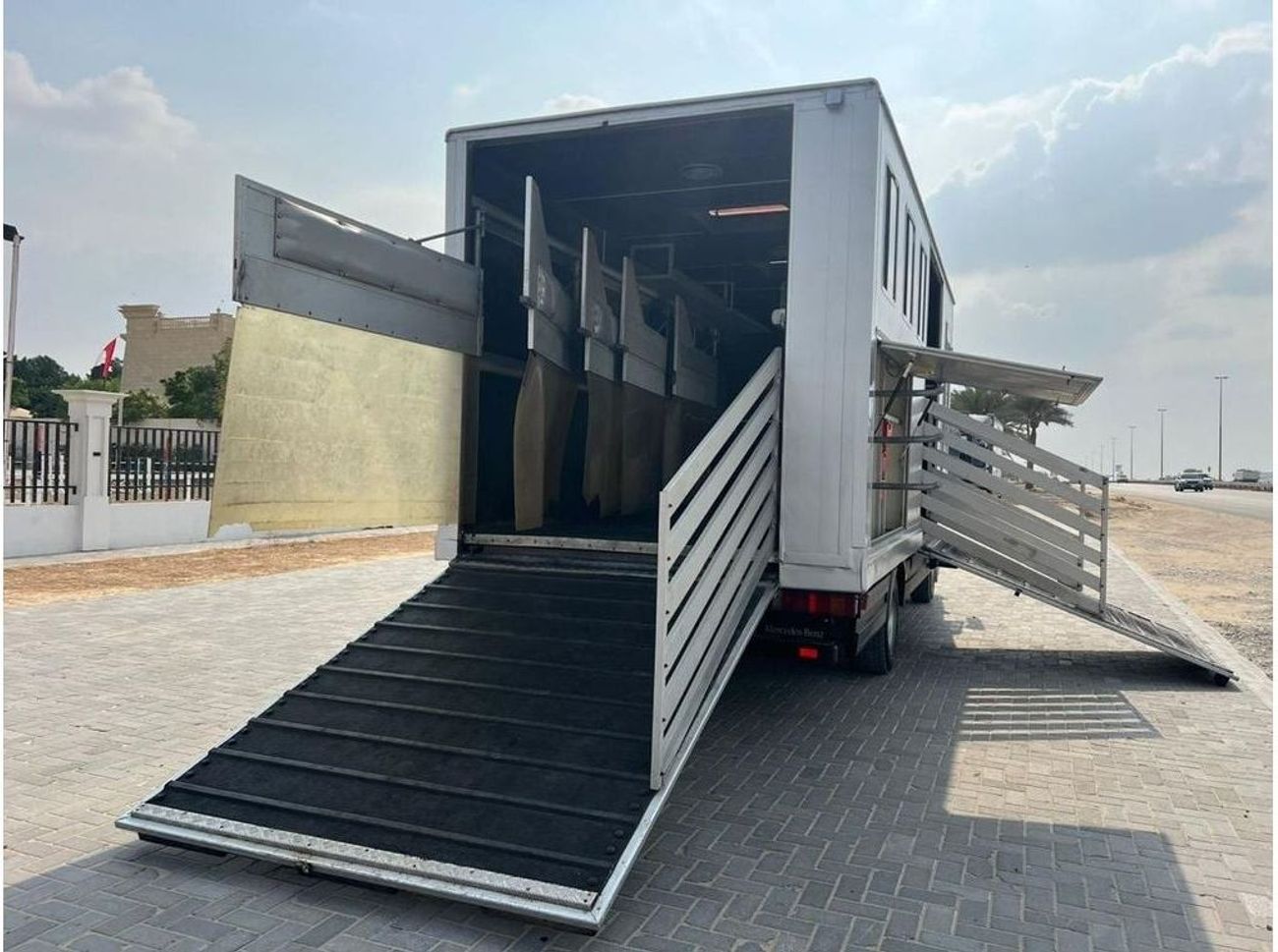 مرسيدس بنز اتيجو ATEGO 817