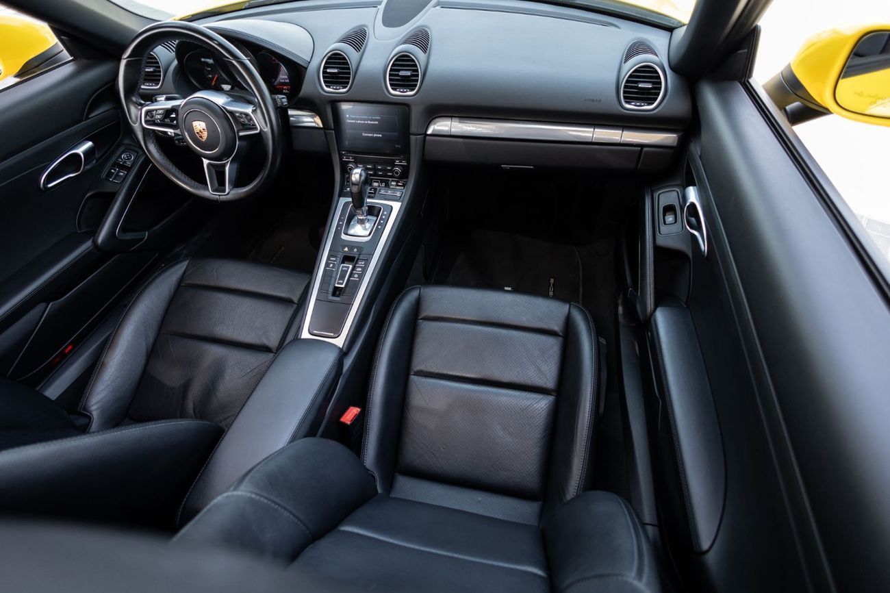 بورش بوكستر 718 Std 2.0L A/T