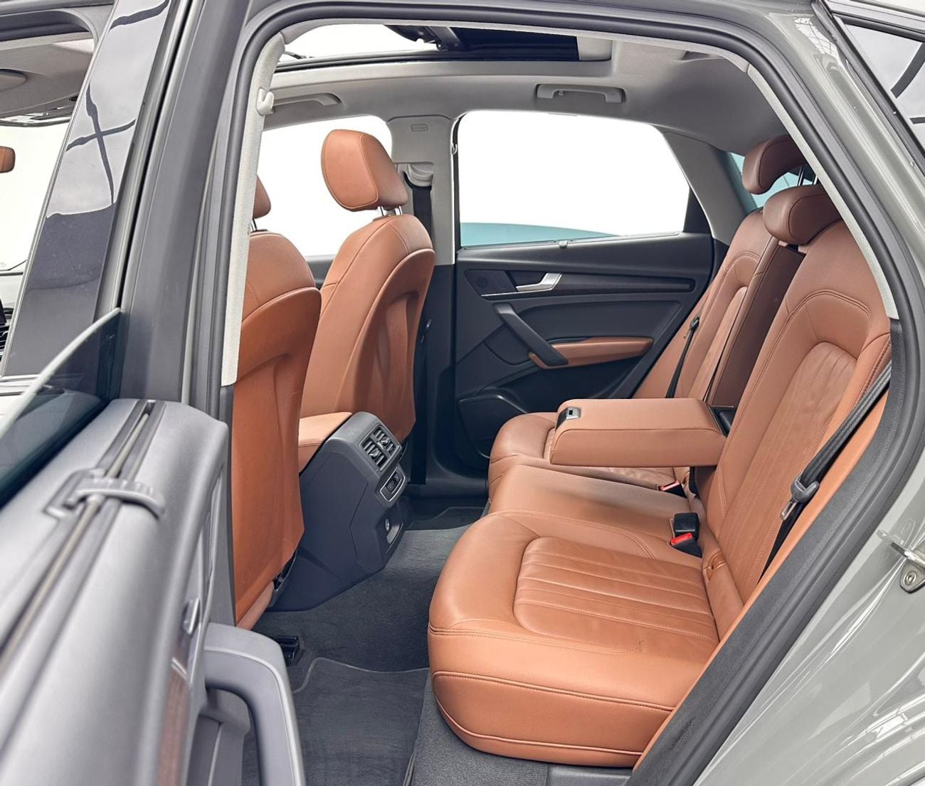 أودي Q5 2022 Audi Q5 45 TFSI Quattro, 1 Year Warranty Unlimited KM, Full Service History, GCC