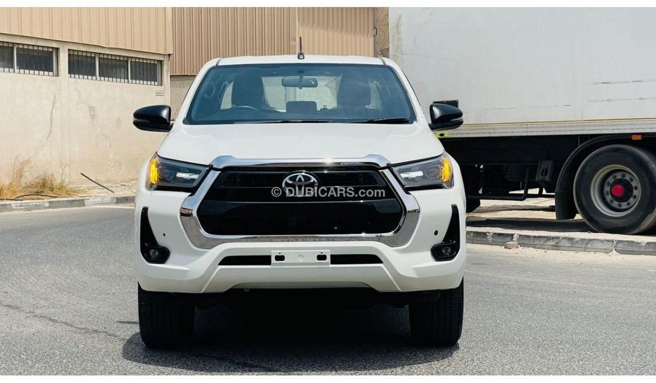 Toyota Hilux 2018 ROGUE 4X4 Diesel 2.8L | PREMIUM LEATHER ELECTRIC SEATS | PUSH START | BOOT COVER | GOOD CONDITI