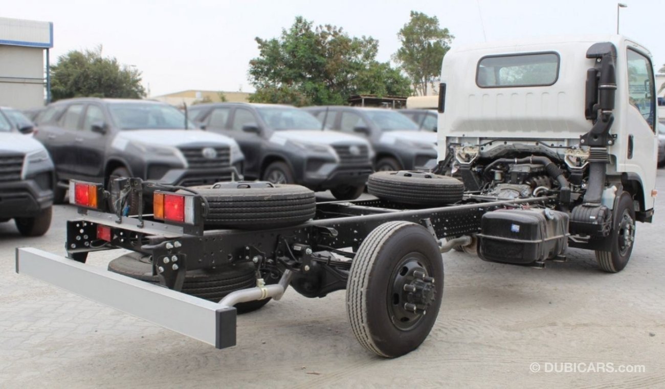 Isuzu NPR NPR 4570 CC TRUCK CAB CHASSIS 4X2 DIESEL MT (only for export)