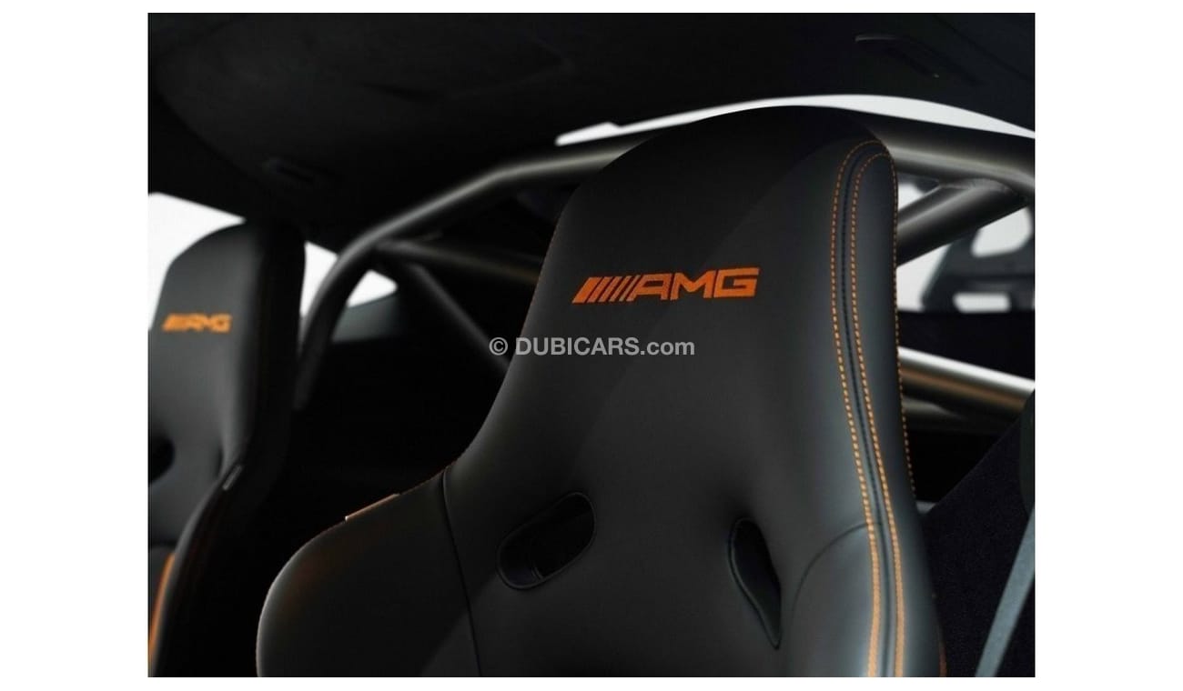 مرسيدس بنز AMG GT GCC - BRAND NEW - 5 YEARS DEALERS CONTRACT SERVICE AND WARRANTY - ONE CAR IN THE MARKET