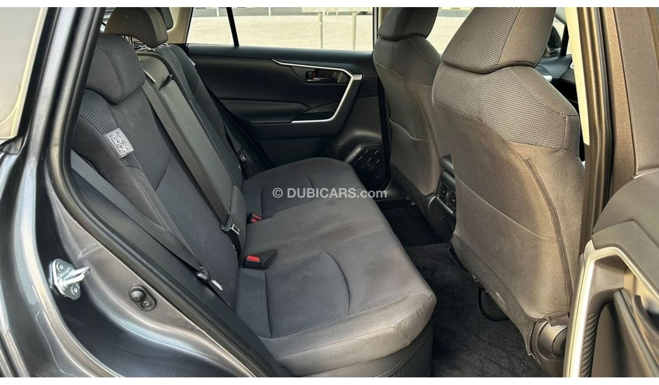 تويوتا راف ٤