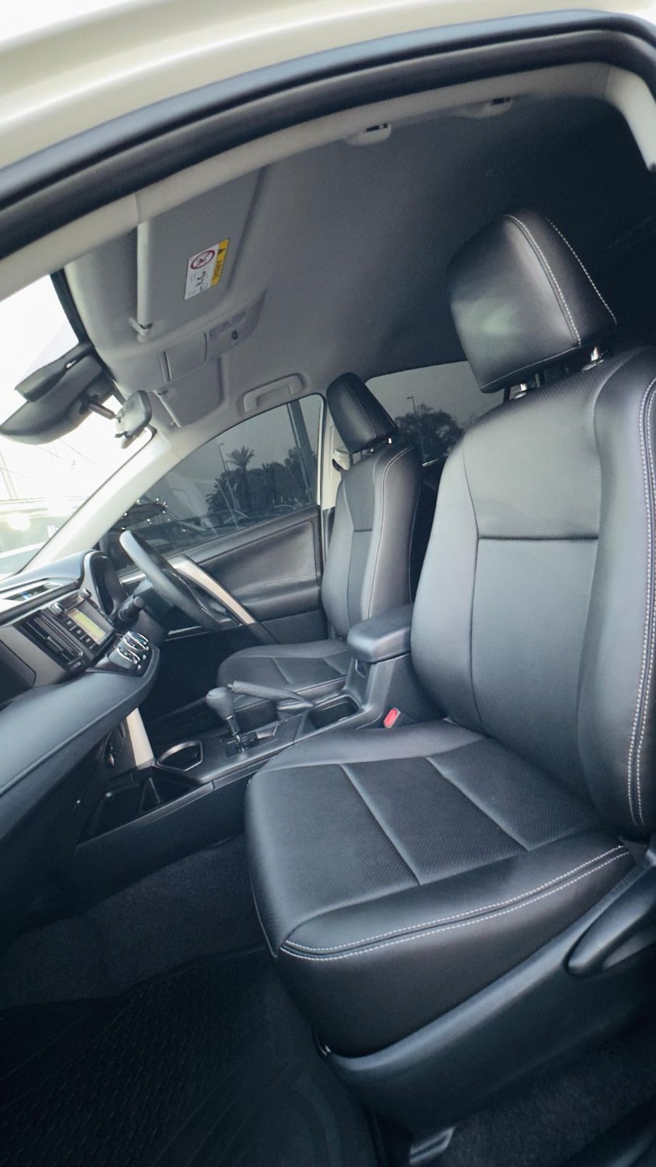 Toyota RAV4 DIESEL 2.2L ENGINE | EXCELLENT CONDITION | AUTOMATIC TRANSMISSION | RHD | 2018