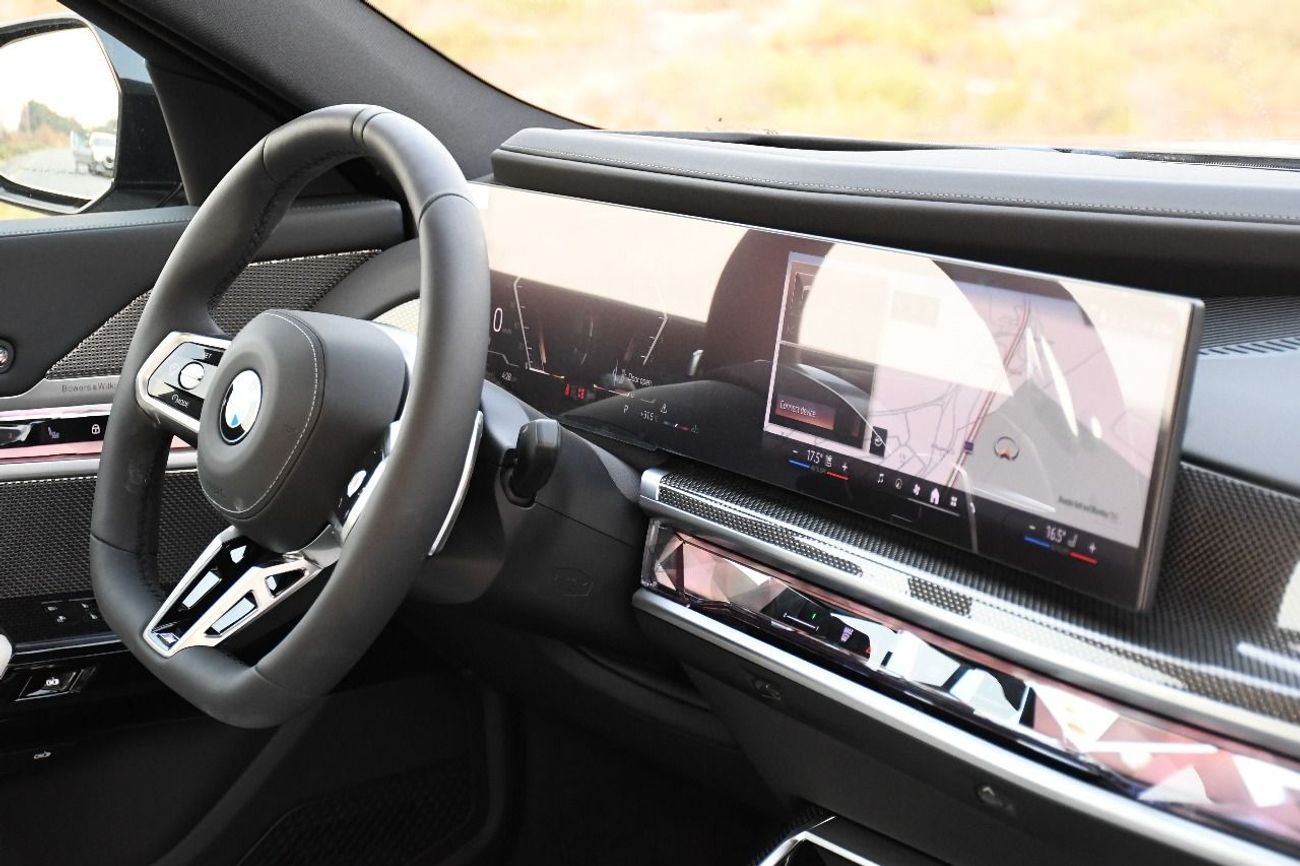 بي أم دبليو 735i BMW 735I M KIT 2026 GCC