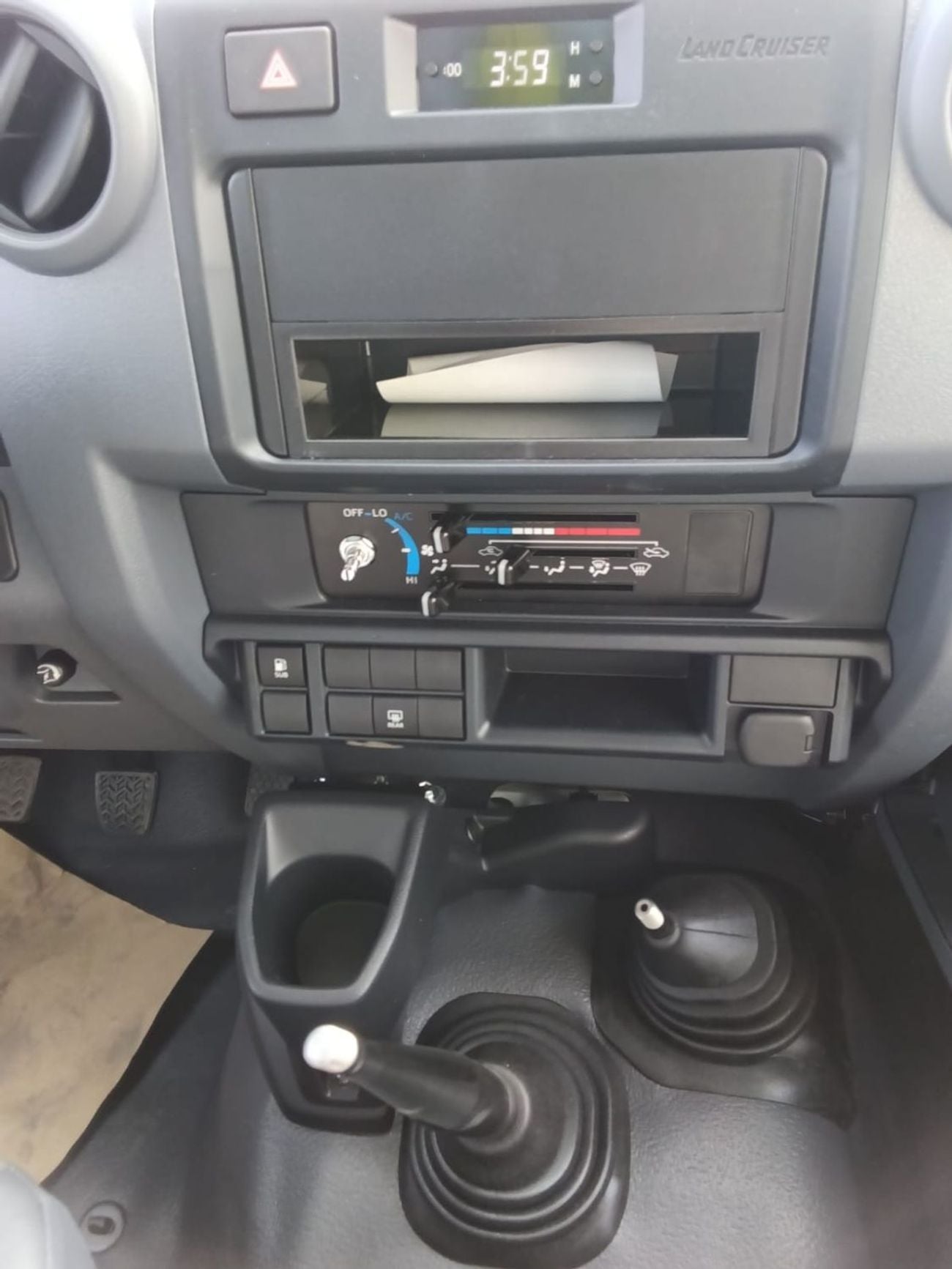 Toyota Land Cruiser 70 LC 78 HARDTOP 2.8L AT