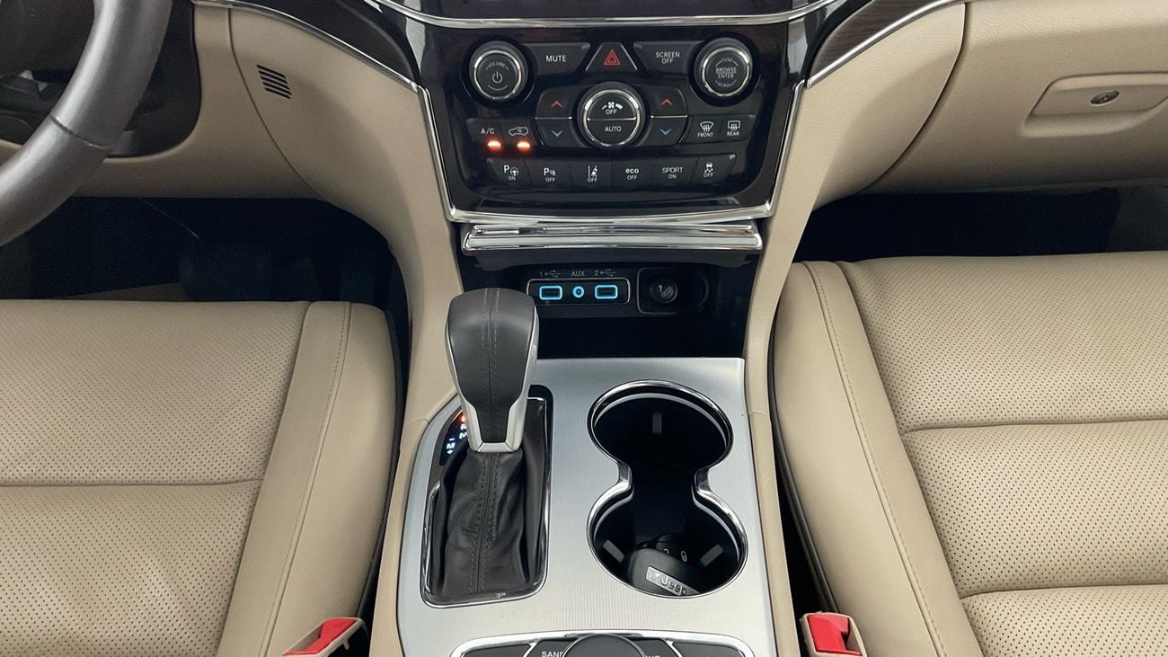 جيب جراند شيروكي Summit | upto AED 20,000 Ramadan Discount | شامل الضمان | 0 ﺪﻔﻋﺓ ﺃﻮﻟﻯ