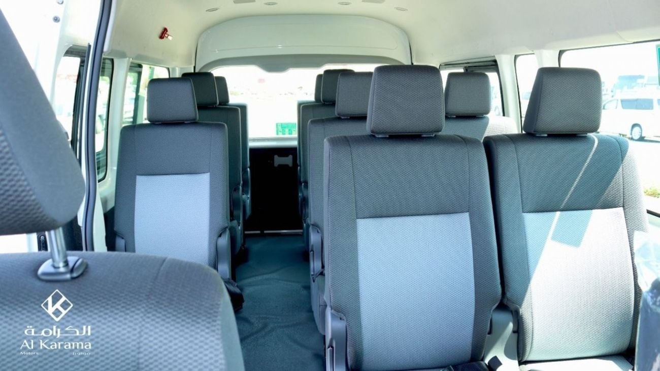 تويوتا هاياس تويوتا هايس بسقف مرتفع | سعة 3.5 لتر | ناقل حركة يدوي | 13 مقعدًا | 4 أبواب | باب جرار واحد