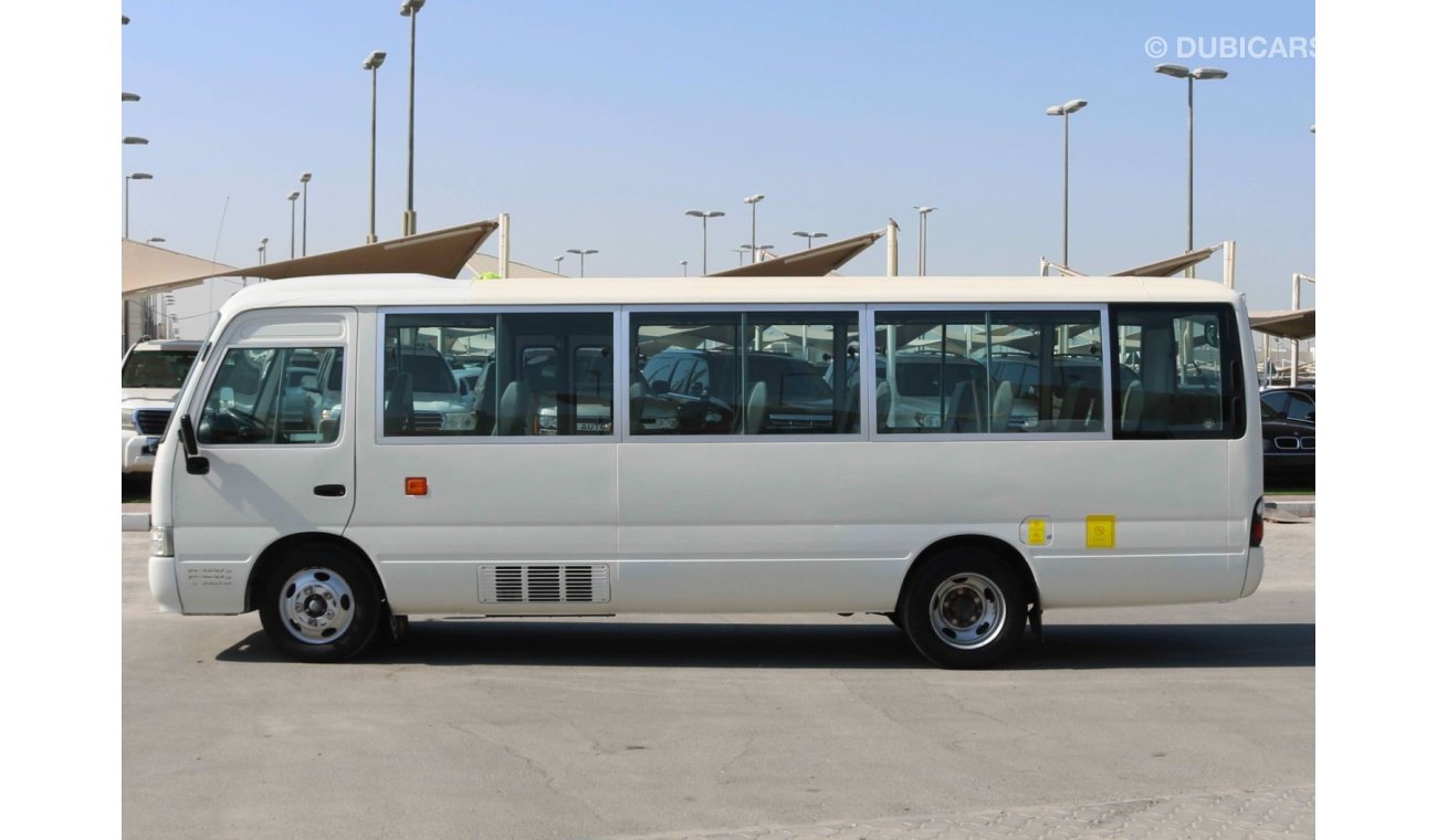 تويوتا كوستر 2015 | COASTER 30 SEATER WITH GCC SPECS AND EXCELLENT CONDITION