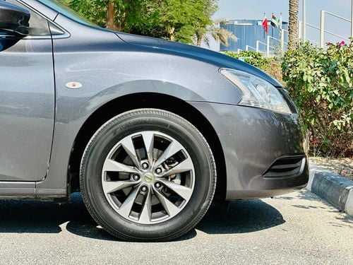 نيسان سنترا LE 1.6L