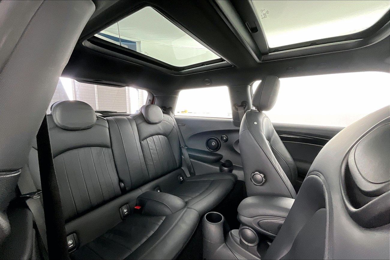 ميني كوبر إس JCW Package | شامل الضمان | 0 ﺪﻔﻋﺓ ﺃﻮﻟﻯ