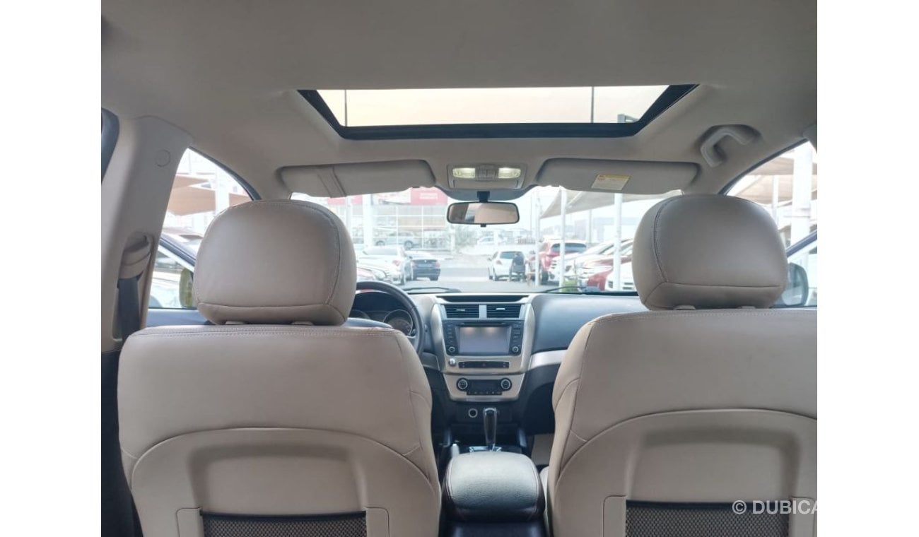 جيلي إمجراند اكس7 موديل 2015  فتحة مثبت سرعة تحكم رنجات حساسات بحالة ممتازة لاتحتاج لأى مصاريف