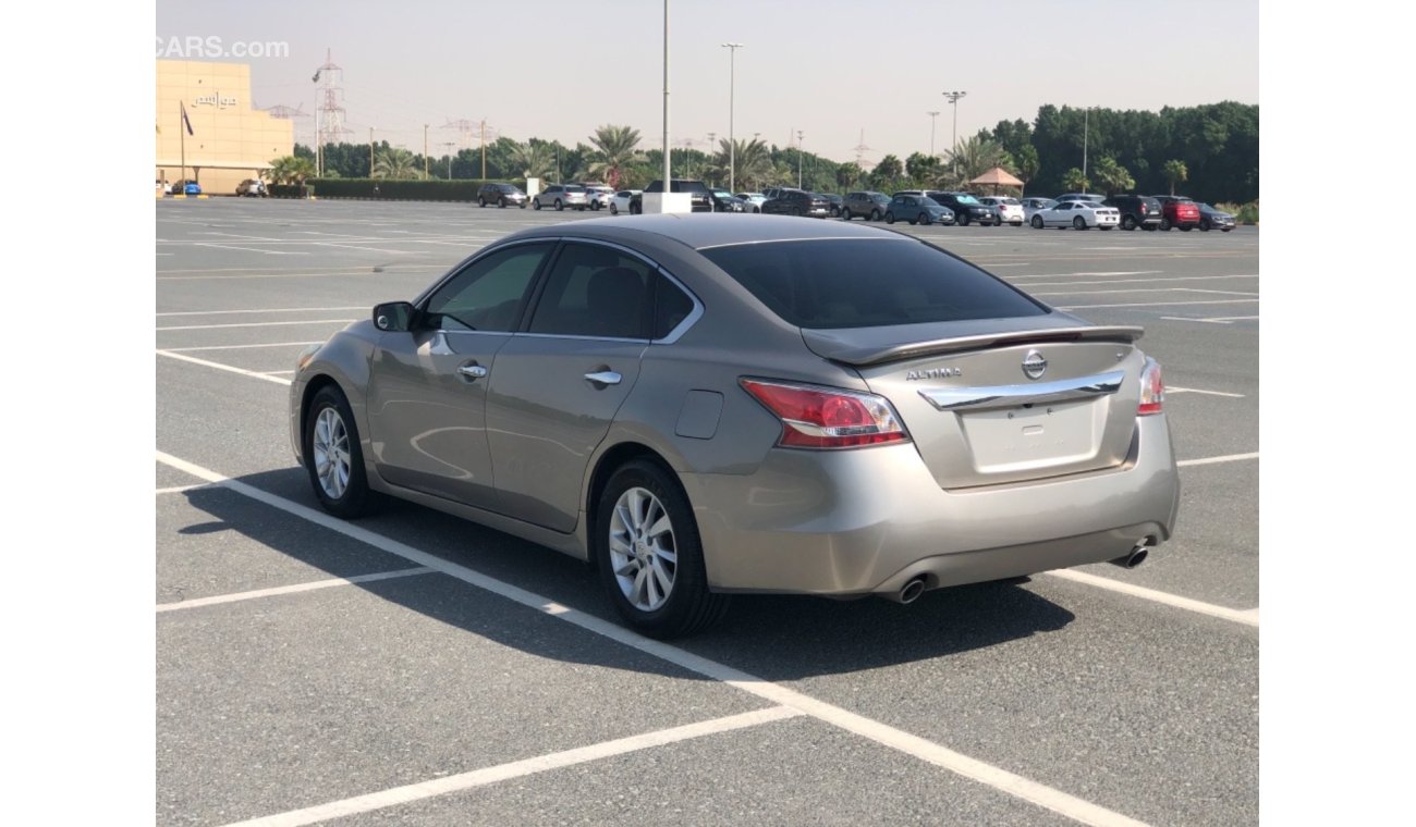 Nissan Altima NISSAN ALTIMA MODEL 2015 CAR PERFECT CONDITION INSIDE AND OUTSIDE