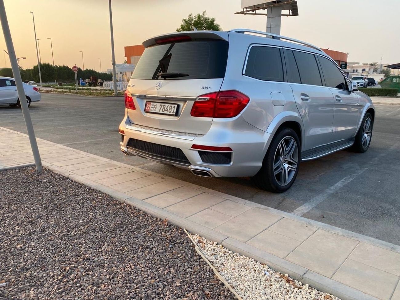 مرسيدس بنز GL 500