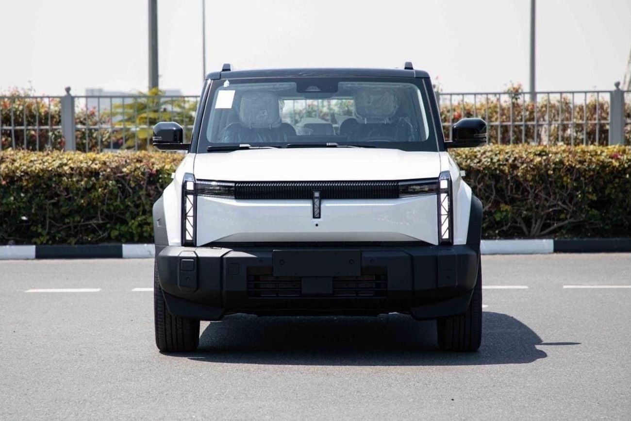 شيري iCar 03 2024 ICAR EQ3 V3 High Performance 4WD - White inside Green | Export price