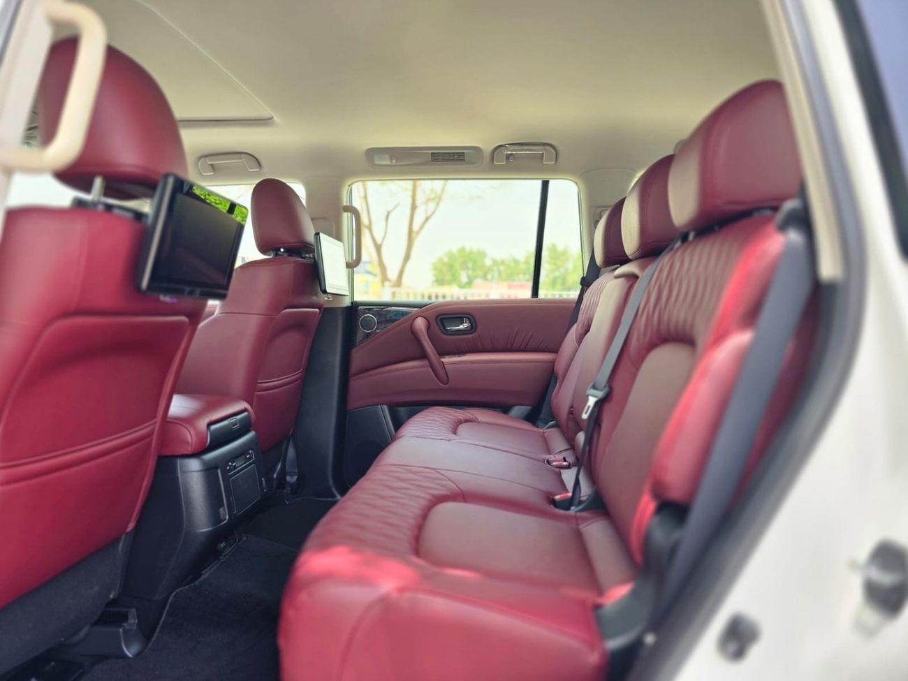 نيسان باترول LE PLATINUM 5.6L