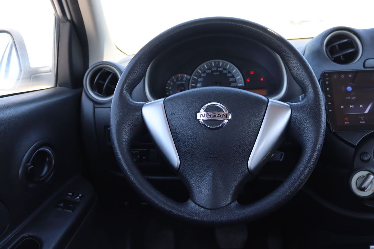 Nissan Micra SV 1.5L (100 HP)