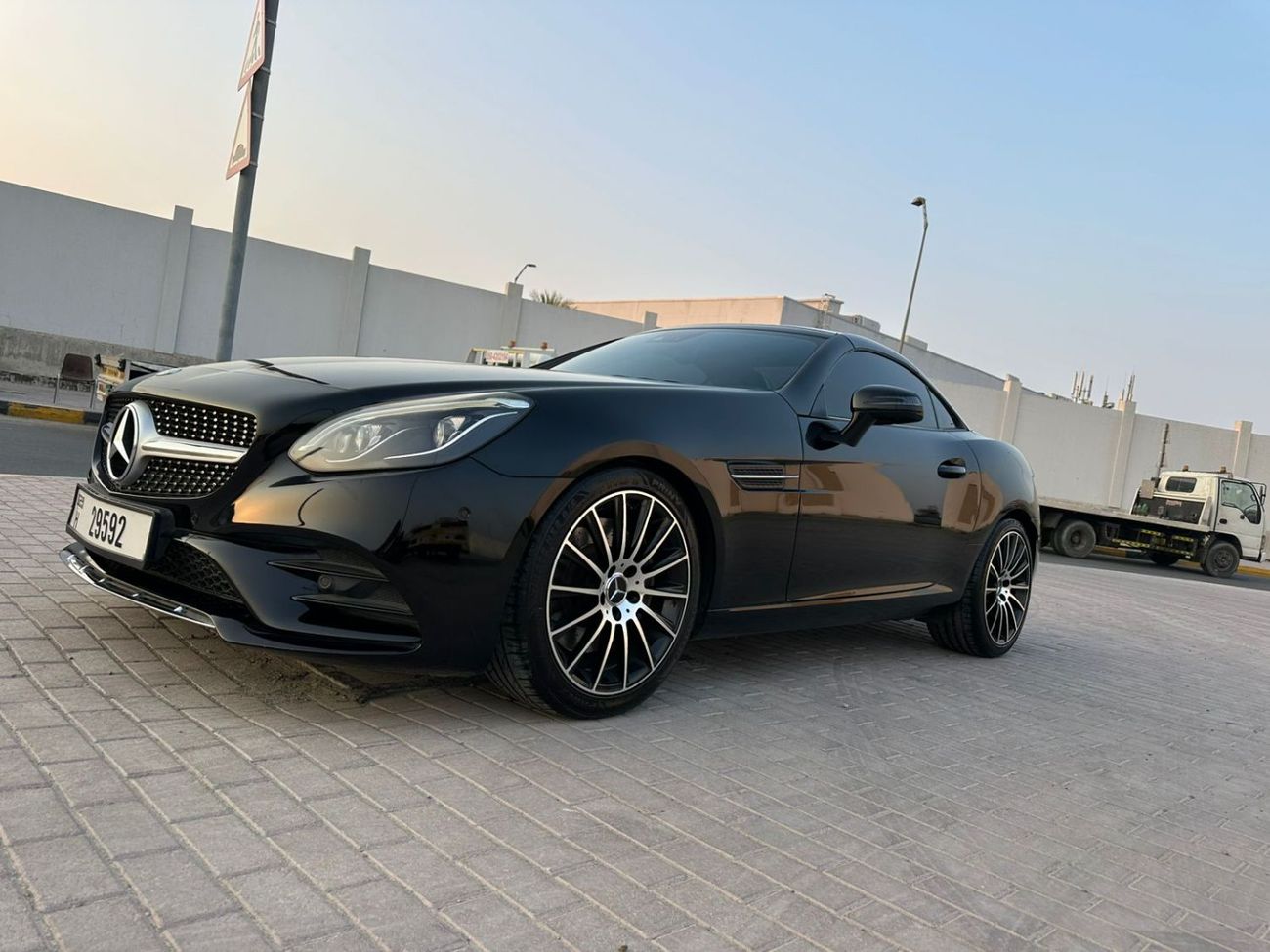 مرسيدس بنز SLC 200 Std 2.0L