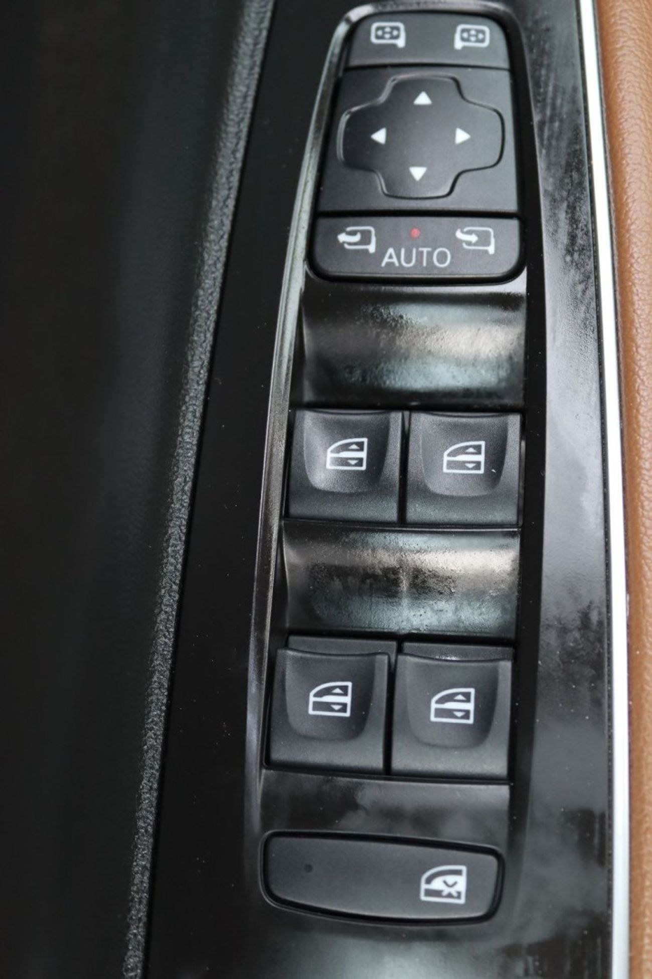 Renault Koleos PE 2.5L 4WD