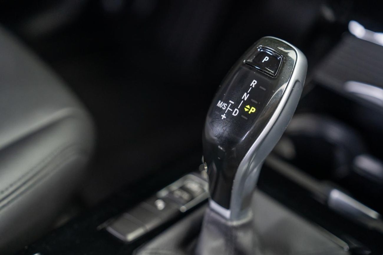 بي أم دبليو X2 SDRIVE20I