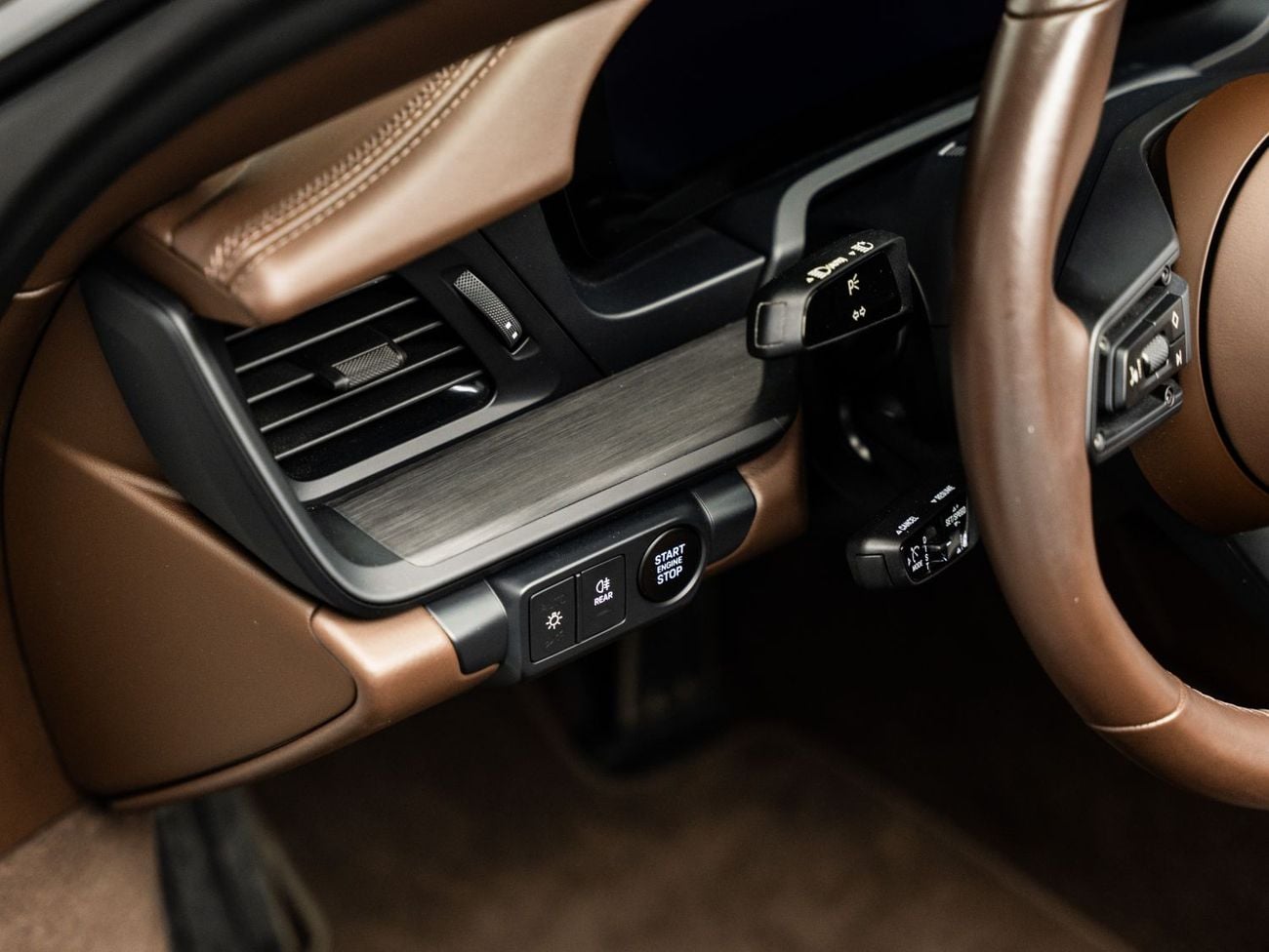 Porsche 911 Targa 4GTS 3.0L (475 HP) 2025 Porsche 911 Carrera 4 GTS Targa, 3.6L TC F6, 532 bhp, 8-Speed Auto PDK