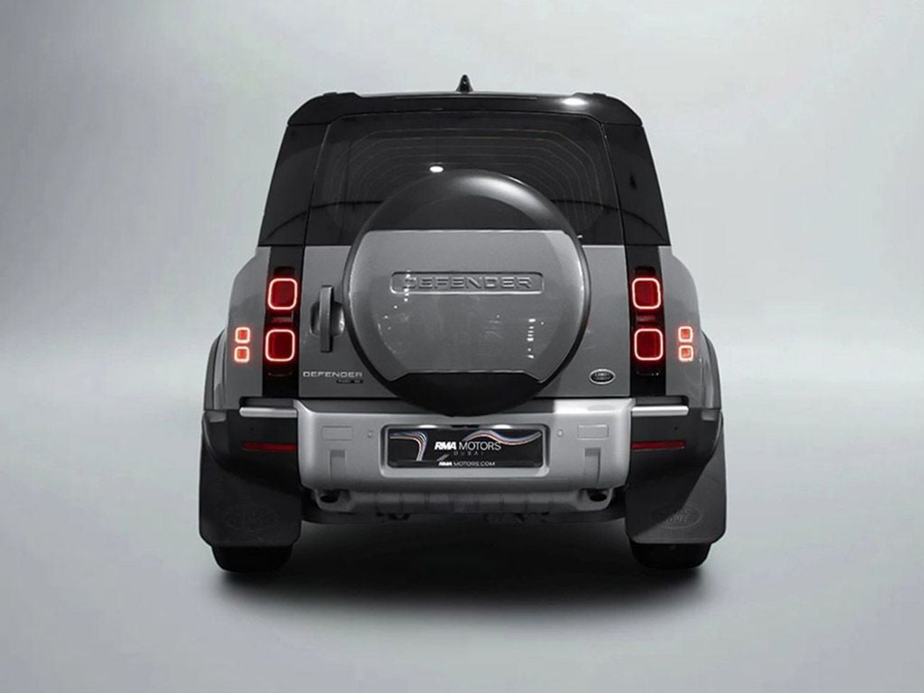 Land Rover Defender P400 110 SE 3.0L (5 Seater)