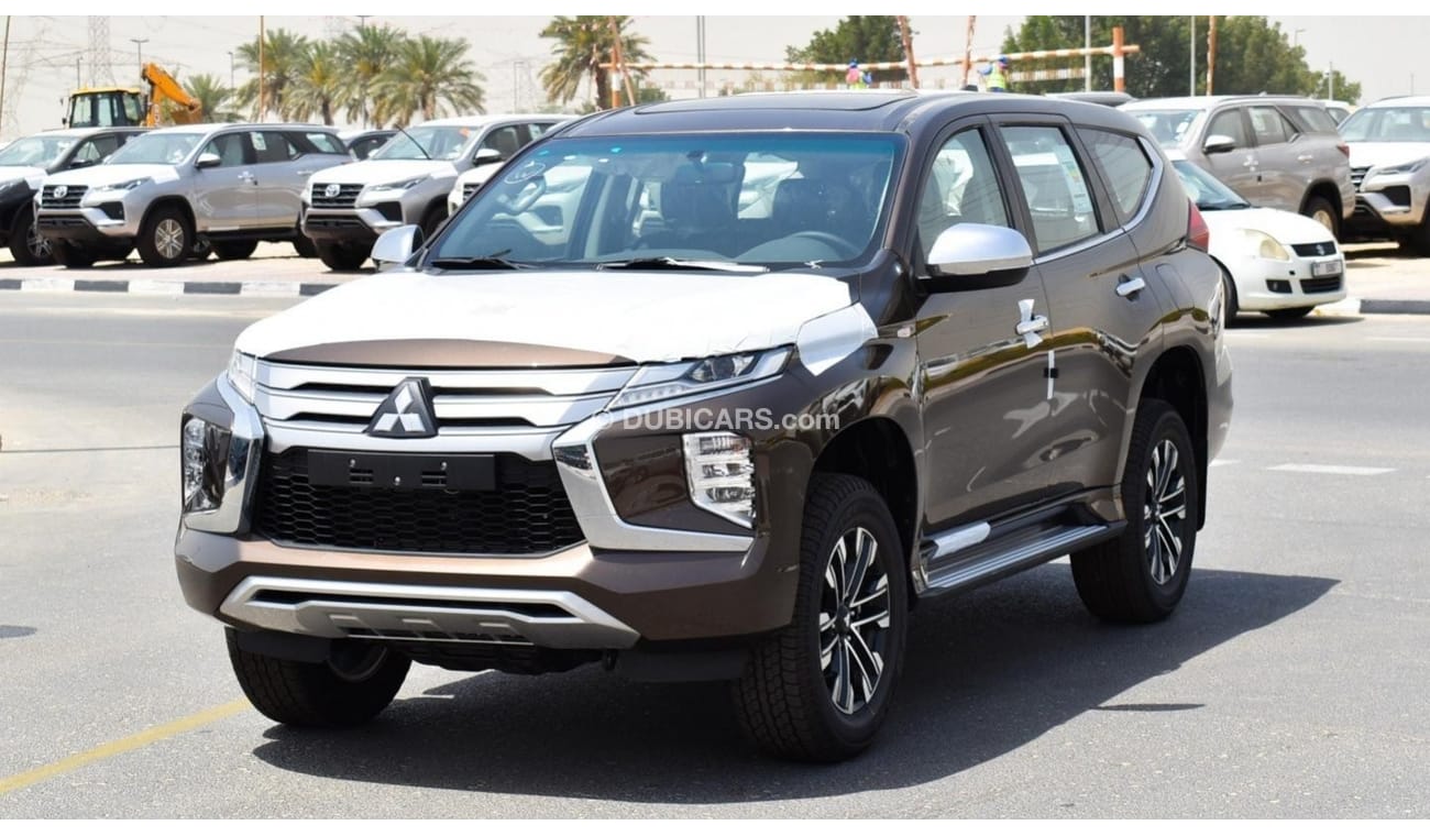 Mitsubishi Montero Montero Sport 2021 3.0L E72+ | GCC specs 4x4 (Sunroof/Heating Seats) | Brown/Black Leather Interior