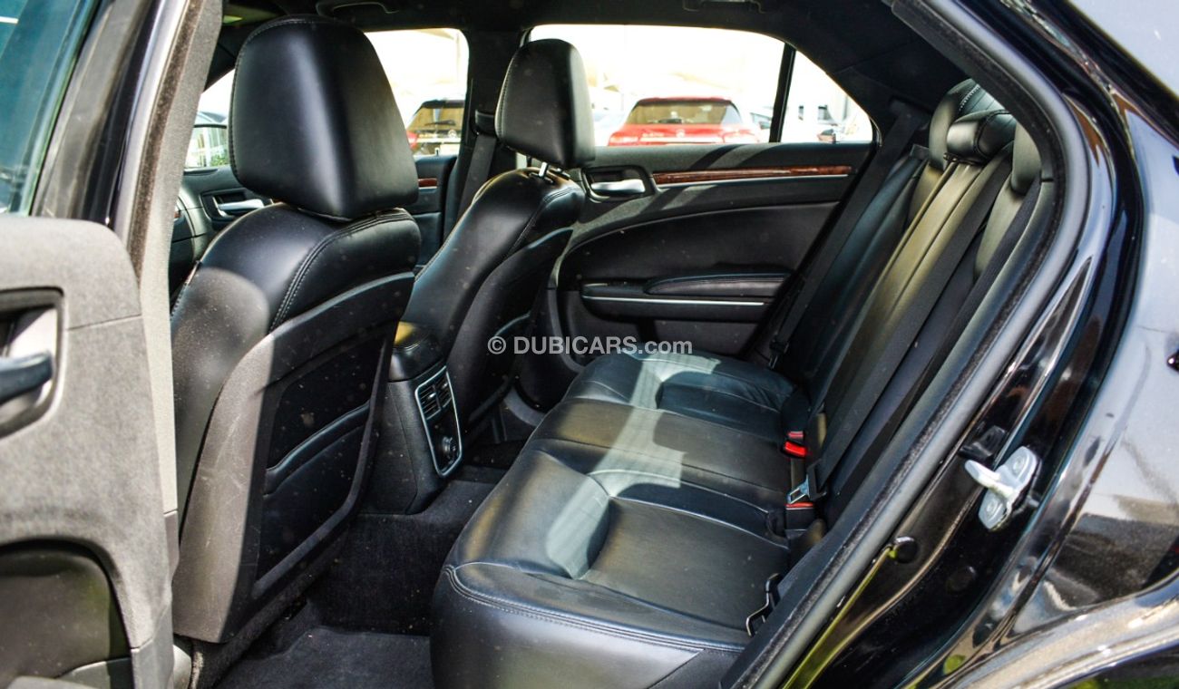 Chrysler 300C Import SRT No. 2 cruise control without accidents, fingerprint, electric mirrors, cruise control, in