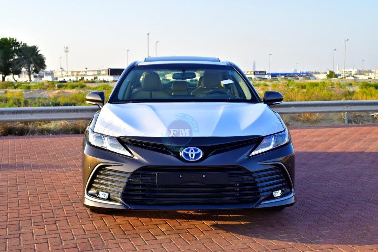 Toyota Camry GLE Hybrid