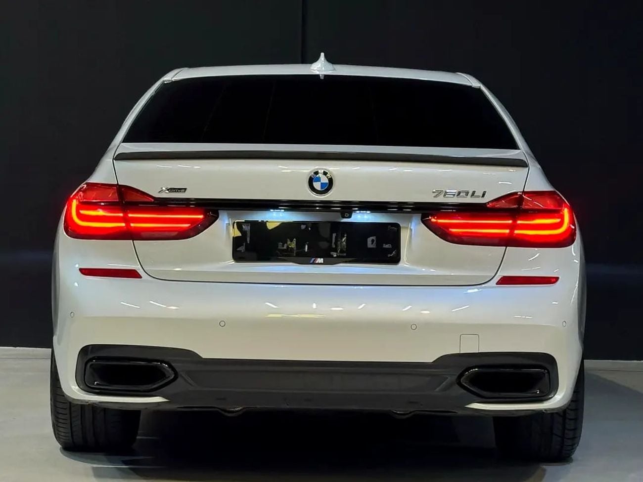 BMW 750Li 750Li xDrive M Sport | GCC | 4.4L V8 | Luxury