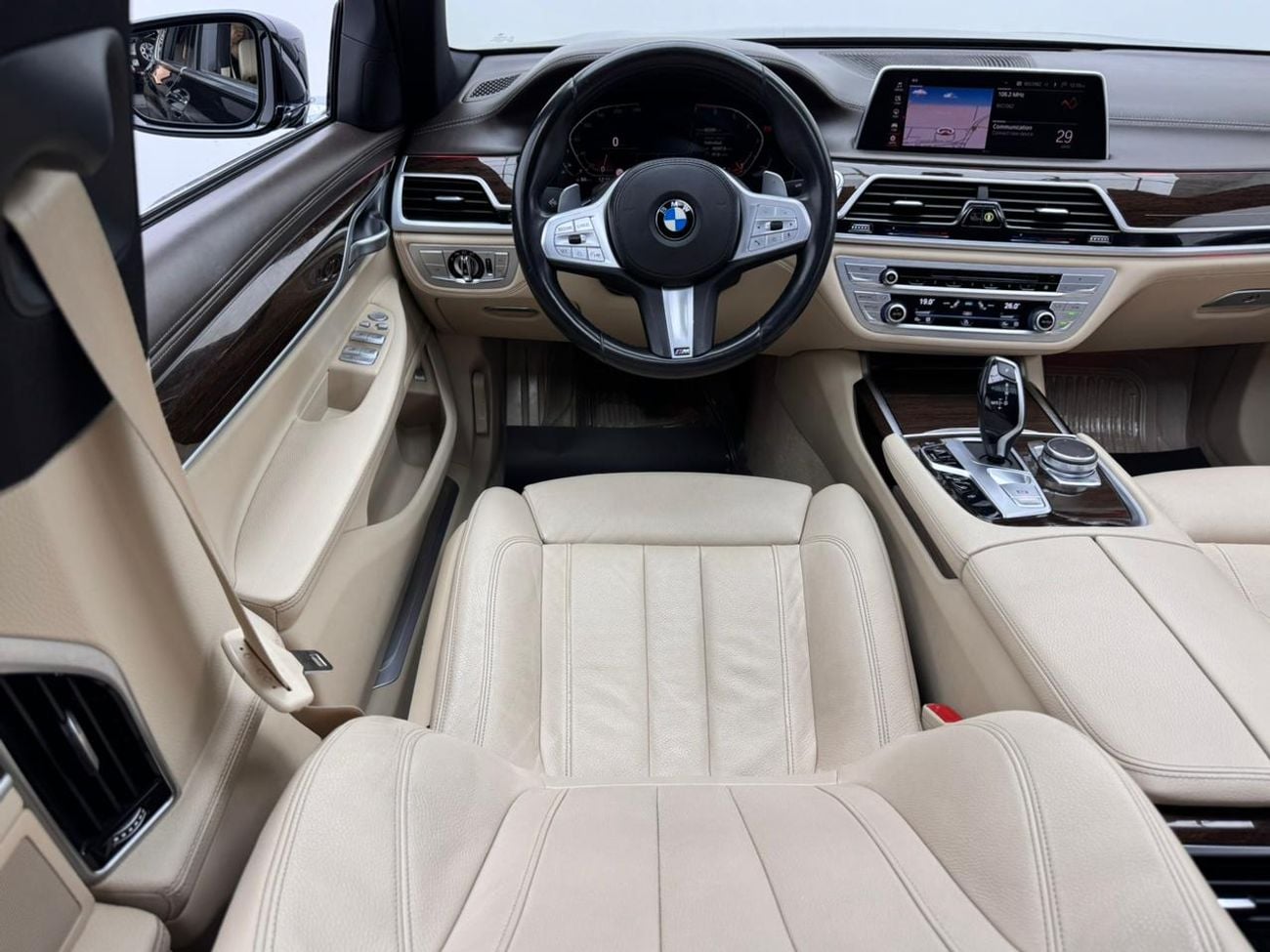بي أم دبليو 730Li M SPORT