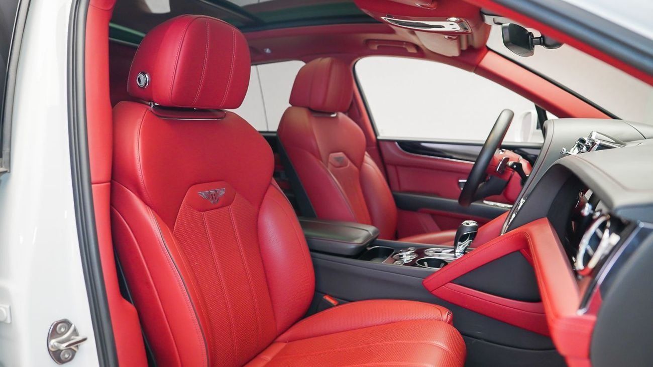 Bentley Bentayga LP-640 ROADSTER Bentayga 4.0T UAE's Very Best Example | 2 Years Free Servicing | AED 8,868 Per Month