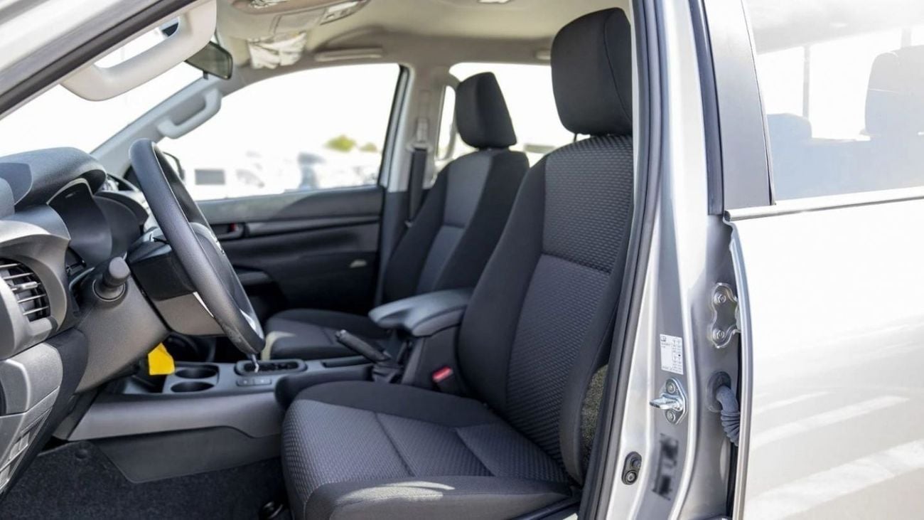 Toyota Hilux HILUX 2.4L AT