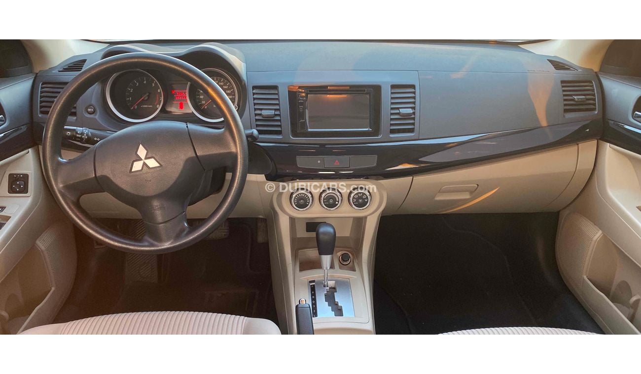 Mitsubishi Lancer Full option GLS  ‏بدون صبغ